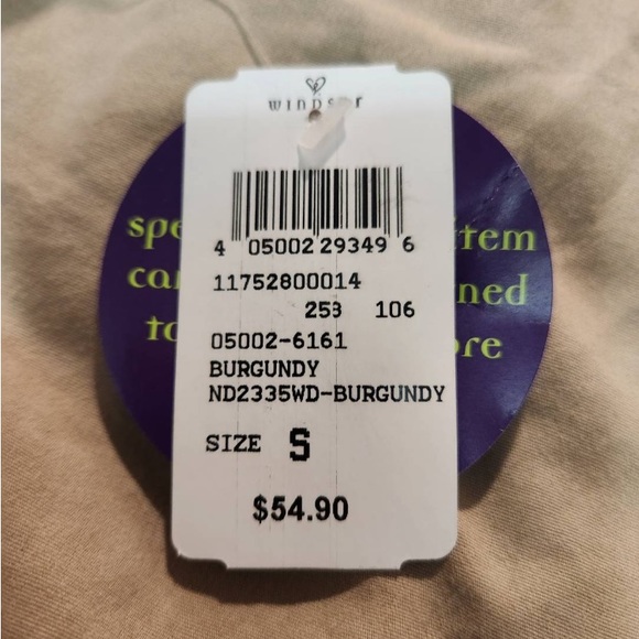 Women’s Burgundy Windsor Dress - Picture 8 of 8